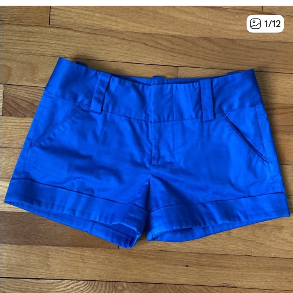 Alice + Olivia Bright Cobalt Blue Shorts w Pockets